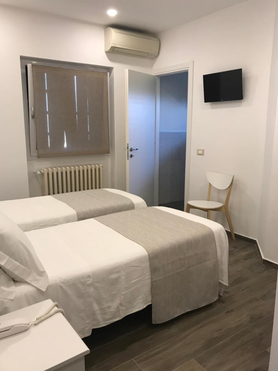 Zibido San Giacomo Hotel Cambogia מראה חיצוני תמונה